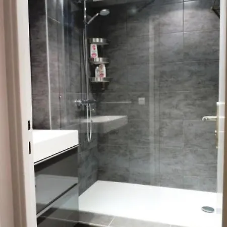 Sleeps 5 Wifi T692736 Apartmán Cannes