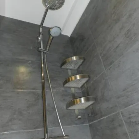 Sleeps 5 Wifi T692736 Apartmán